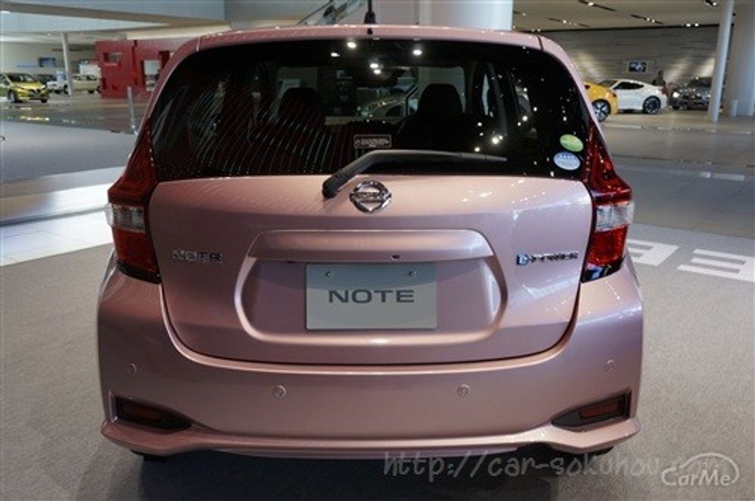 日産 ノート 2016