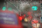 フロントガラス 雨