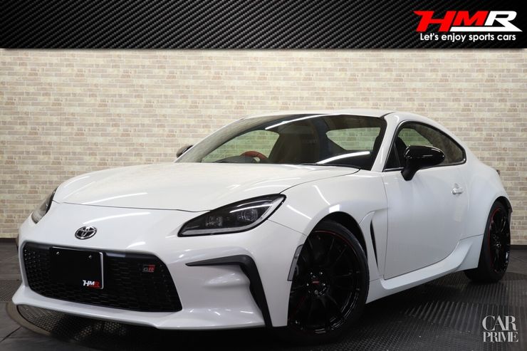 R.5(2023)年 トヨタ GR86 2.4 RC 6MT BLITZマフラー HKS車高調 パールホワイト 走行5,