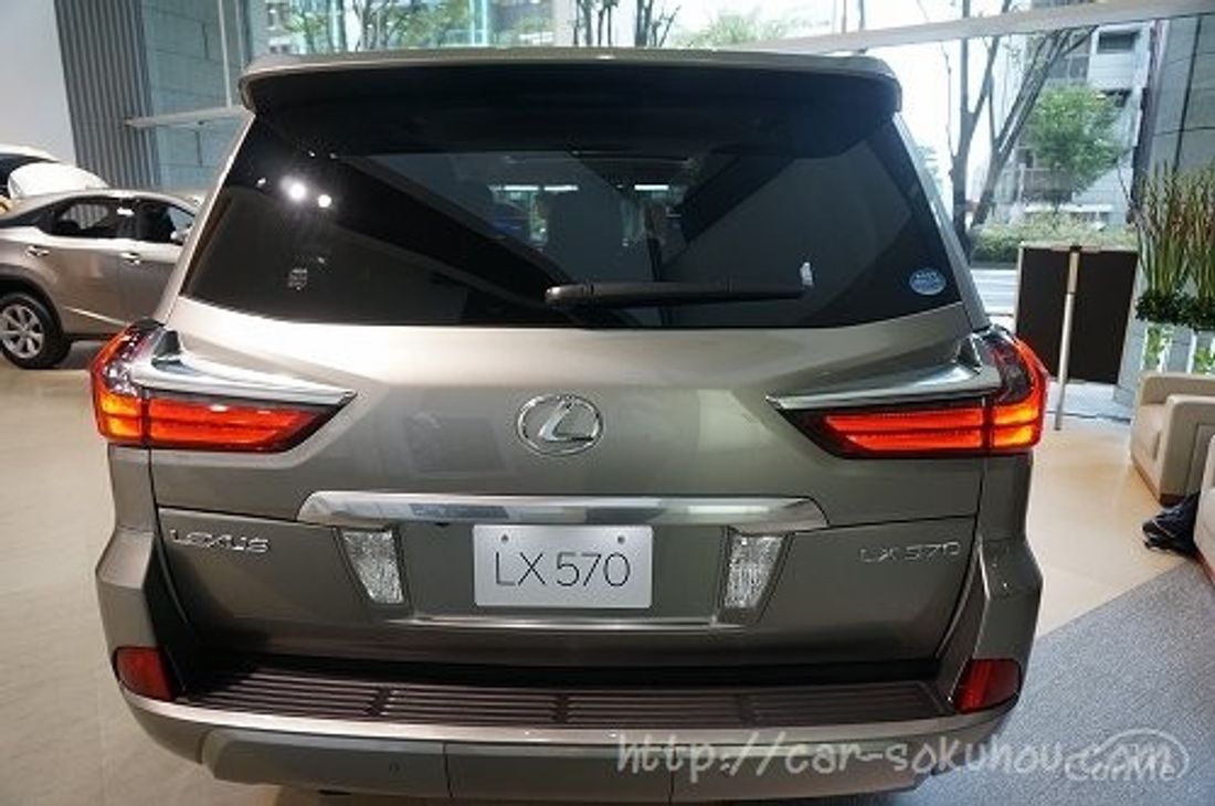 レクサス LX570 2015