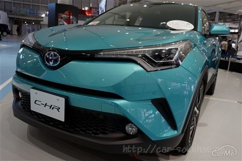 トヨタchr C Hrの内装 ハイブリッドとガソリン車の3つの違いとは