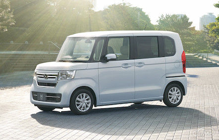 助手席が57cmもスライドする ホンダ 2代目n Boxの長所をご紹介