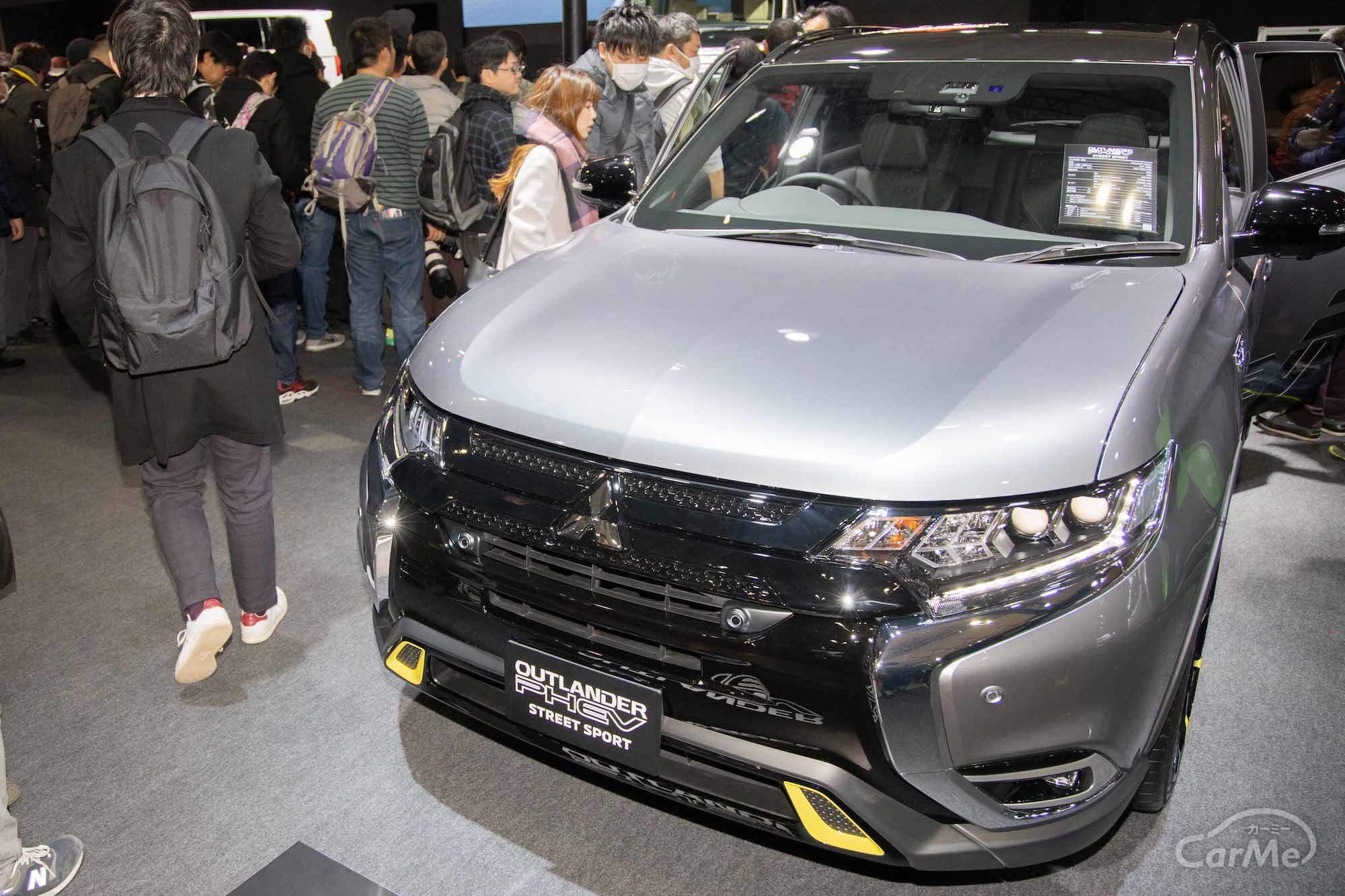 グレーのボディカラーに黄色の差し色が目を惹く 三菱のstreet Sportシリーズとは 東京オートサロン19
