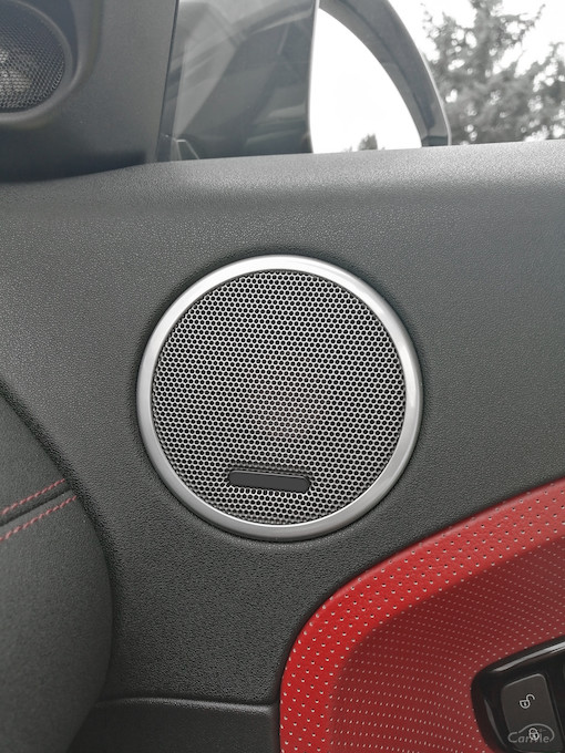 エンジン音を自在に変化できる マグゾーストのサウンドブースター っていったい何