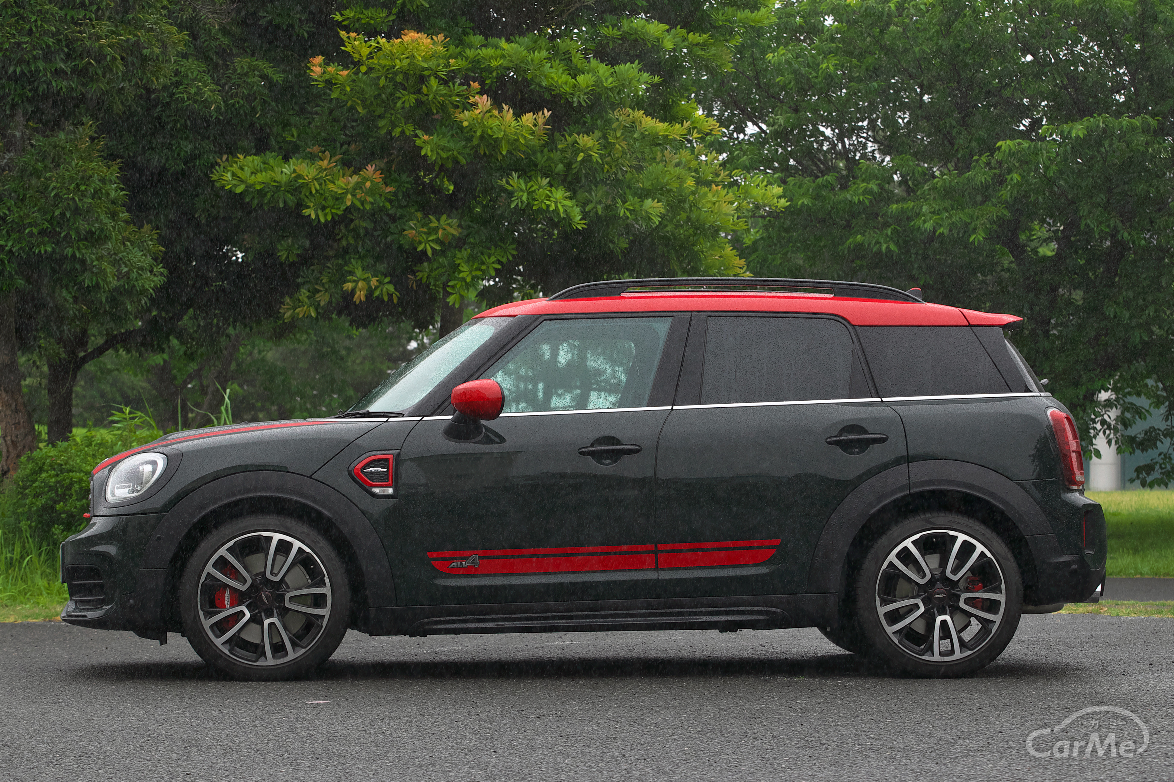 プロ解説 ミニクロスオーバーをモデルチェンジ情報とともに徹底解説