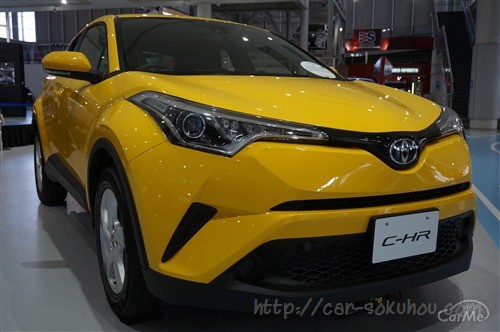 トヨタchrの外装比較 ハイブリッドとガソリン車の違いは何