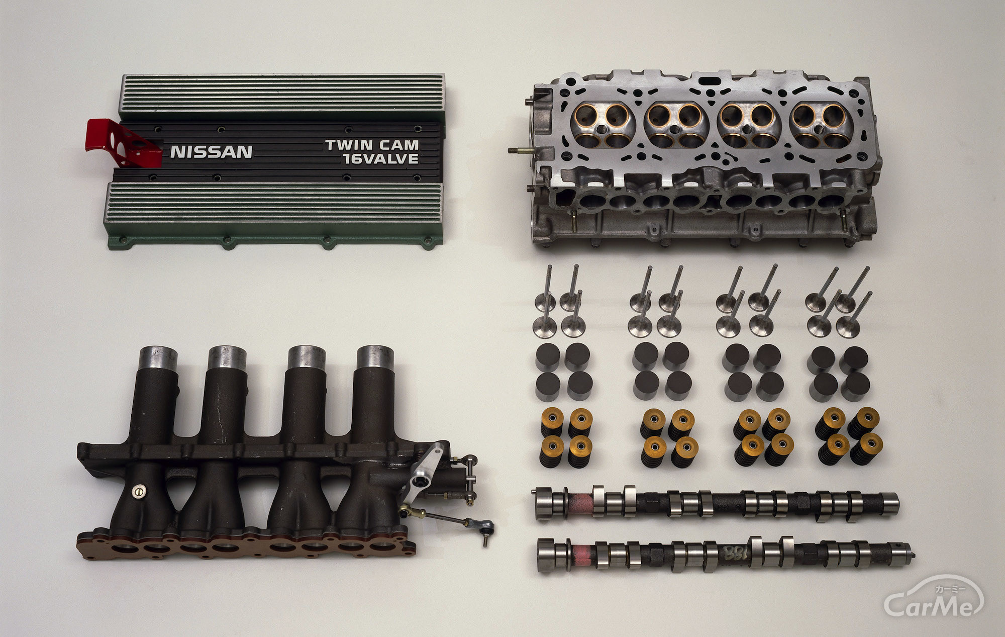 DOHC(Double Over Head Camshaft) by 車選びドットコム